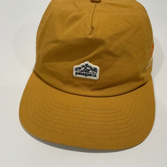 Patagonia Line Logo Ridge Stripe Funfarer Cap - Picture 3 of 6